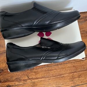 Naturalized Clarissa Flats, Size 10 Black